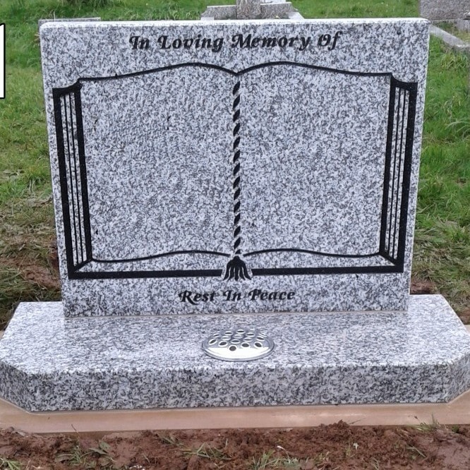 Longrock Memorials – Experienced Stone Masons